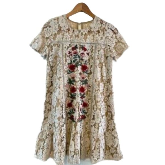 Mi Ami Dresses & Skirts - Mi Ami Vintage Inspired  Embroidered Lace Boho Dress Beige   XXS